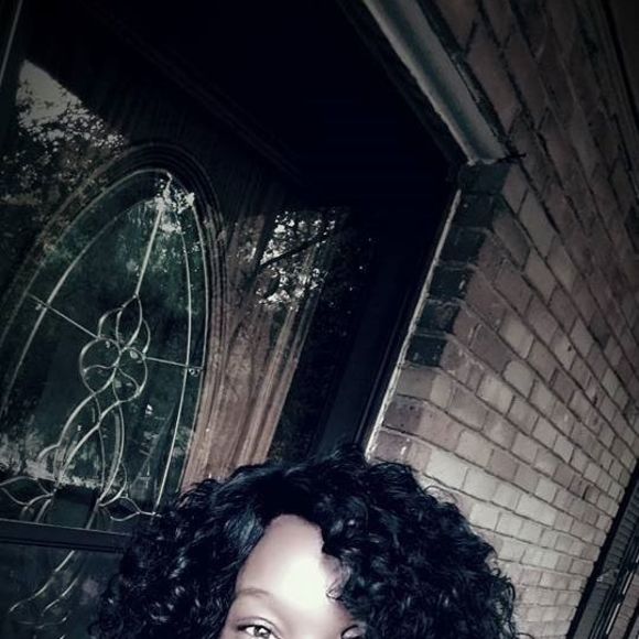 Meet your Posher, Janice - Picture 1 of 1