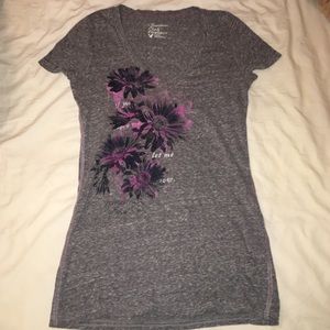 American eagle Tshirt.