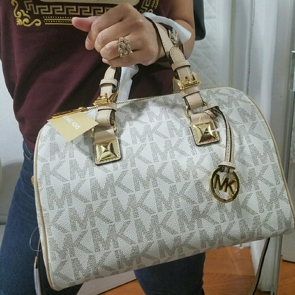 Michael kors$298 handbag AUTHENTIC SATCHEL MK