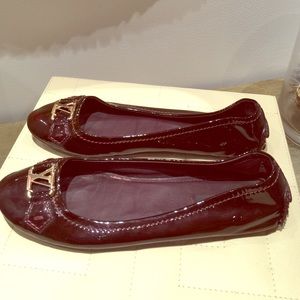 Louis Vuitton calf leather flats