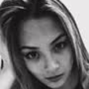 Meet your Posher, Cera