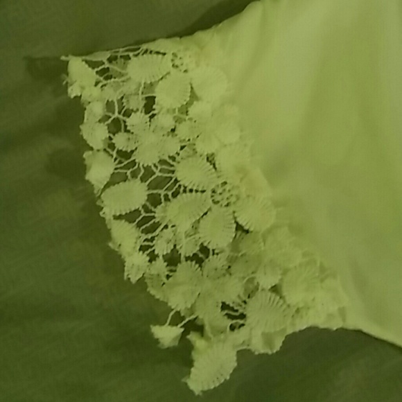 Repinned White romper - Picture 2 of 2