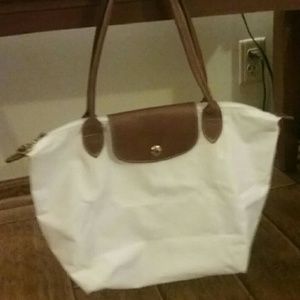 Longchamp le pliage tote medium