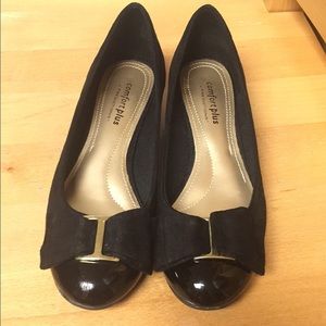 Comfort plus black and gold heels