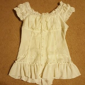 Algonquins Puff Sleeve Lace-up Blouse