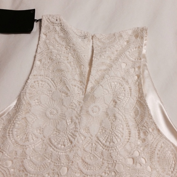 Zara  white lace crop blouse Size M - Picture 4 of 4