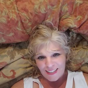Meet your Posher, Tonya