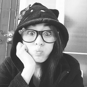 Meet your Posher, Thao