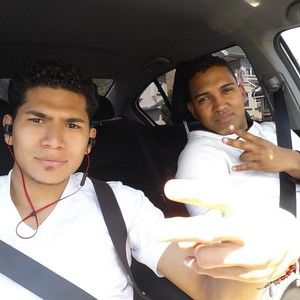 Meet your Posher, Carlos