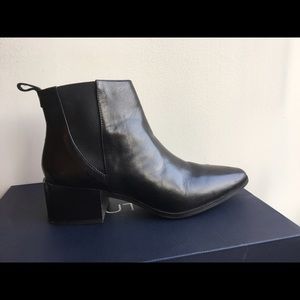 Zara leather Chelsea boots