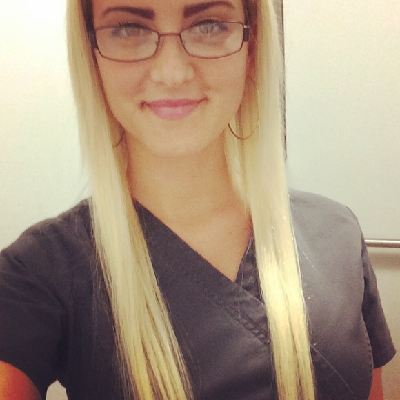 Meet your Posher, Ashley - Picture 5 of 5