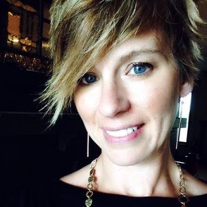 Meet your Posher, Mandy