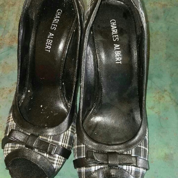 Charles Albert  heels