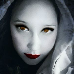 Meet your Posher, Niccole