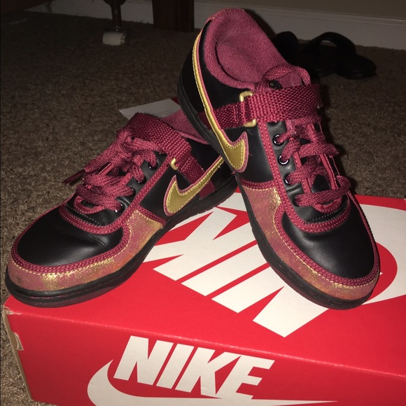 Nike low top Air Force ones - Picture 1 of 4