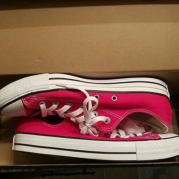 Red Converse