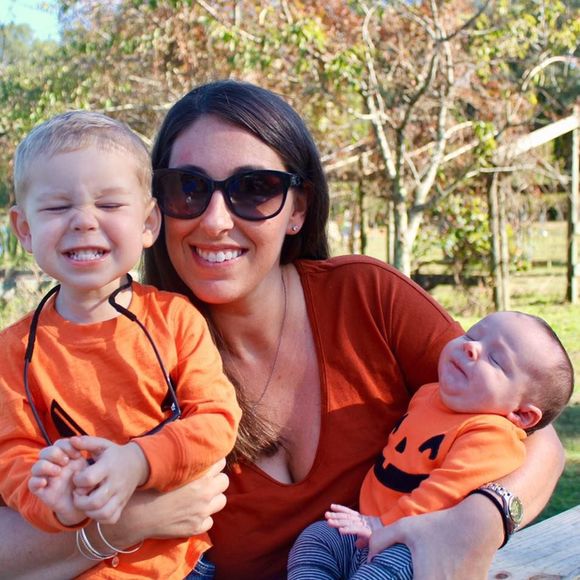 Meet your Posher, Lindsey - Picture 1 of 1