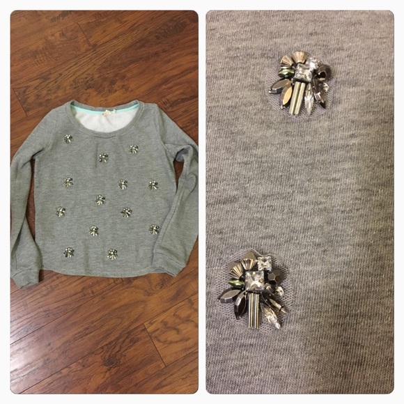 Fluttered Gem Pullover - Picture 2 of 2