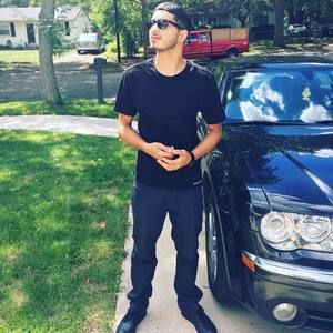 Meet your Posher, Ali