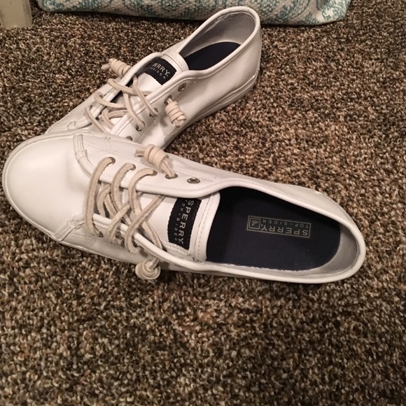 Sperry Leather Sneakers