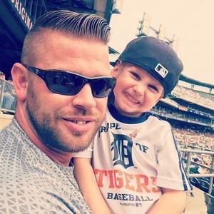 Meet your Posher, Corey