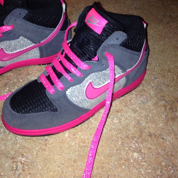 Nike T.Shoes