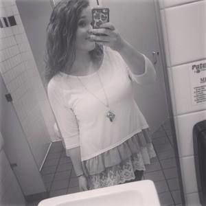 Meet your Posher, Carla