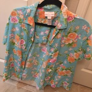 Linen floral blouse