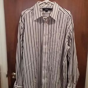 Men's Sean John xl Buttondown Dress Shirt Like New