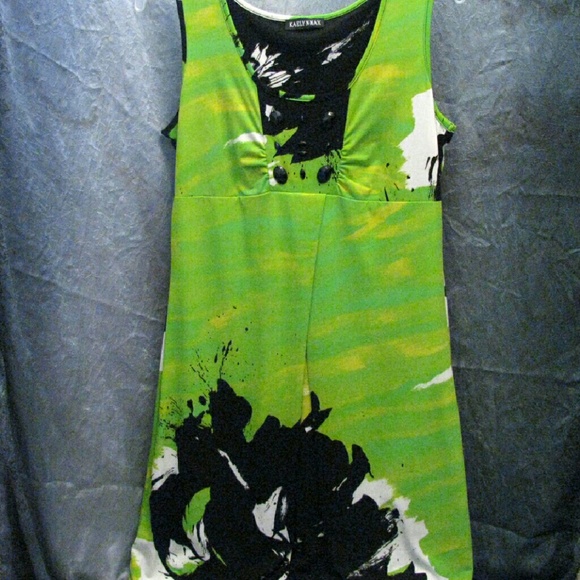 Kaelyn Max Dresses - (3/$23) Sleeveless dress, scoop neckline, Greenery Kaelyn Max Dresses - (3/$23) Sleeveless dress, scoop neckline, Greenery