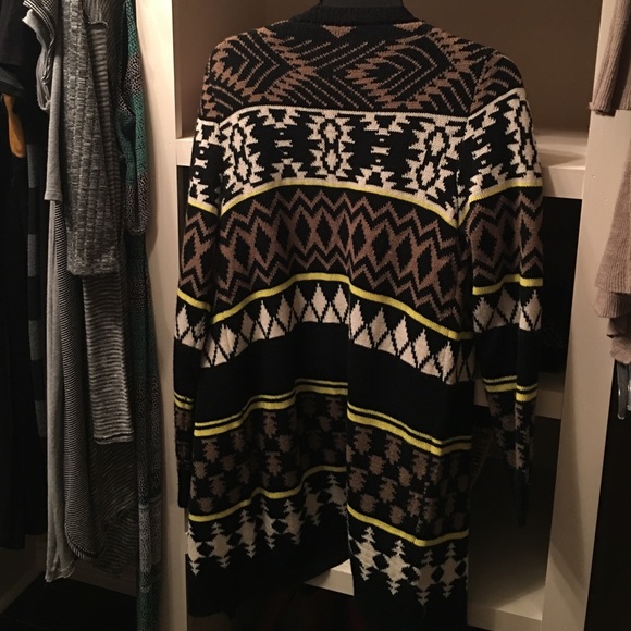 Sweater - Picture 2 of 3