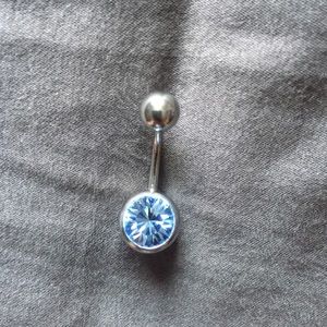 Piercing belly button ring