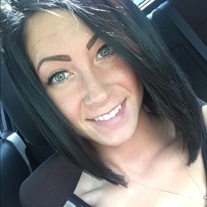 Meet your Posher, Alaina