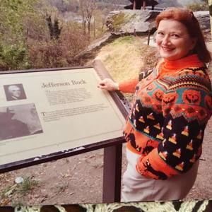 Meet your Posher, Deborah dee