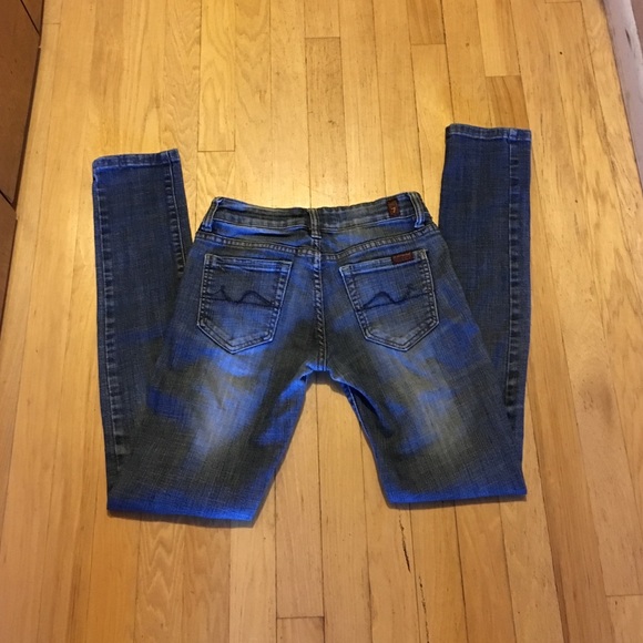 7 For All Mankind skinny jeans. Perfect! Sz 25