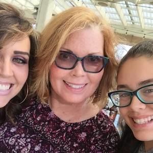 Meet your Posher, Jan