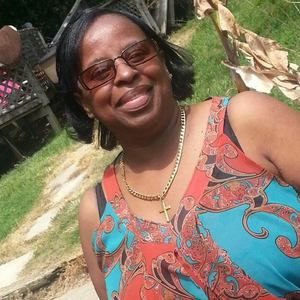 Meet your Posher, Maxine