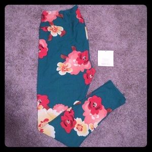 Real. LulaRoe leggings