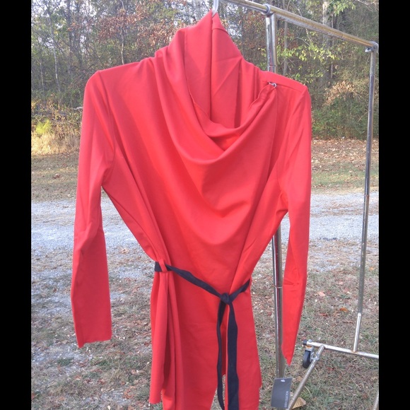 Queen Collection Cardigan Wrap - Picture 2 of 2