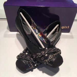 Madden Girl Black Leather Flats
