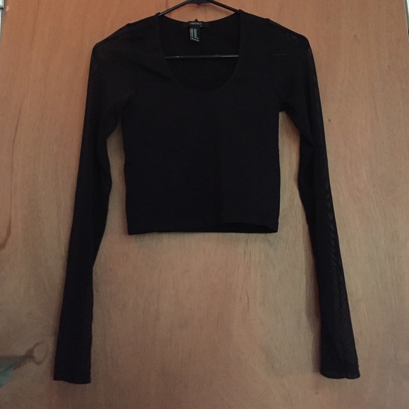 Crop top.
