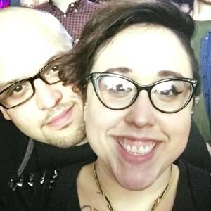 Meet your Posher, Loren