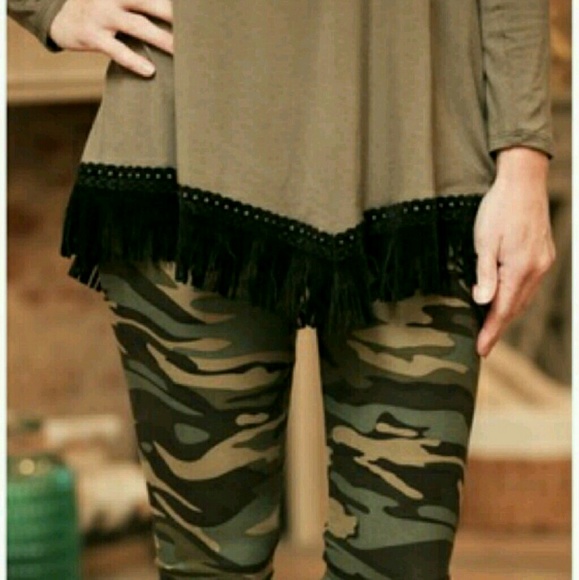 🚫SOLD OUT🛇 LAST ONE! Olive fringe tunic! - Picture 2 of 3