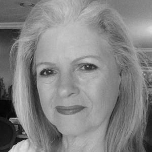 Meet your Posher, Alma lorren