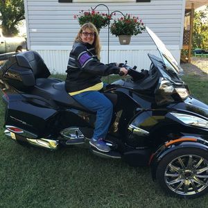 Meet your Posher, Erin