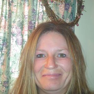 Meet your Posher, Lorraine