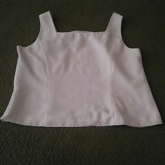 🚨PRICE REDUCTION🚨CUTE DRESSY TANK