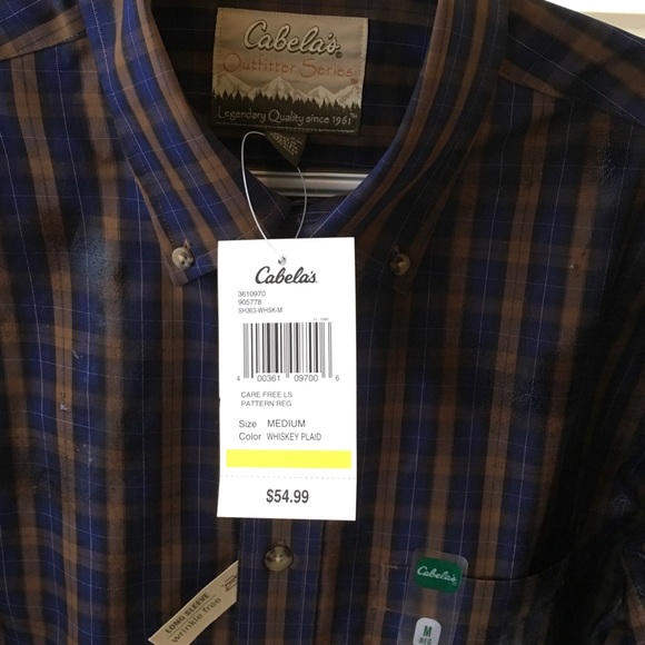 New  dress shirt outfitter series wrinkle free med - Picture 4 of 4