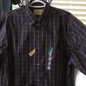 New  dress shirt outfitter series wrinkle free med