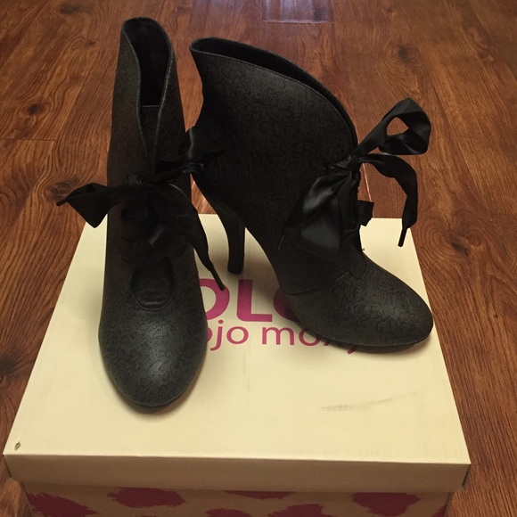 Super Cute Dolce Booties by Mojo Moxy. Never worn.